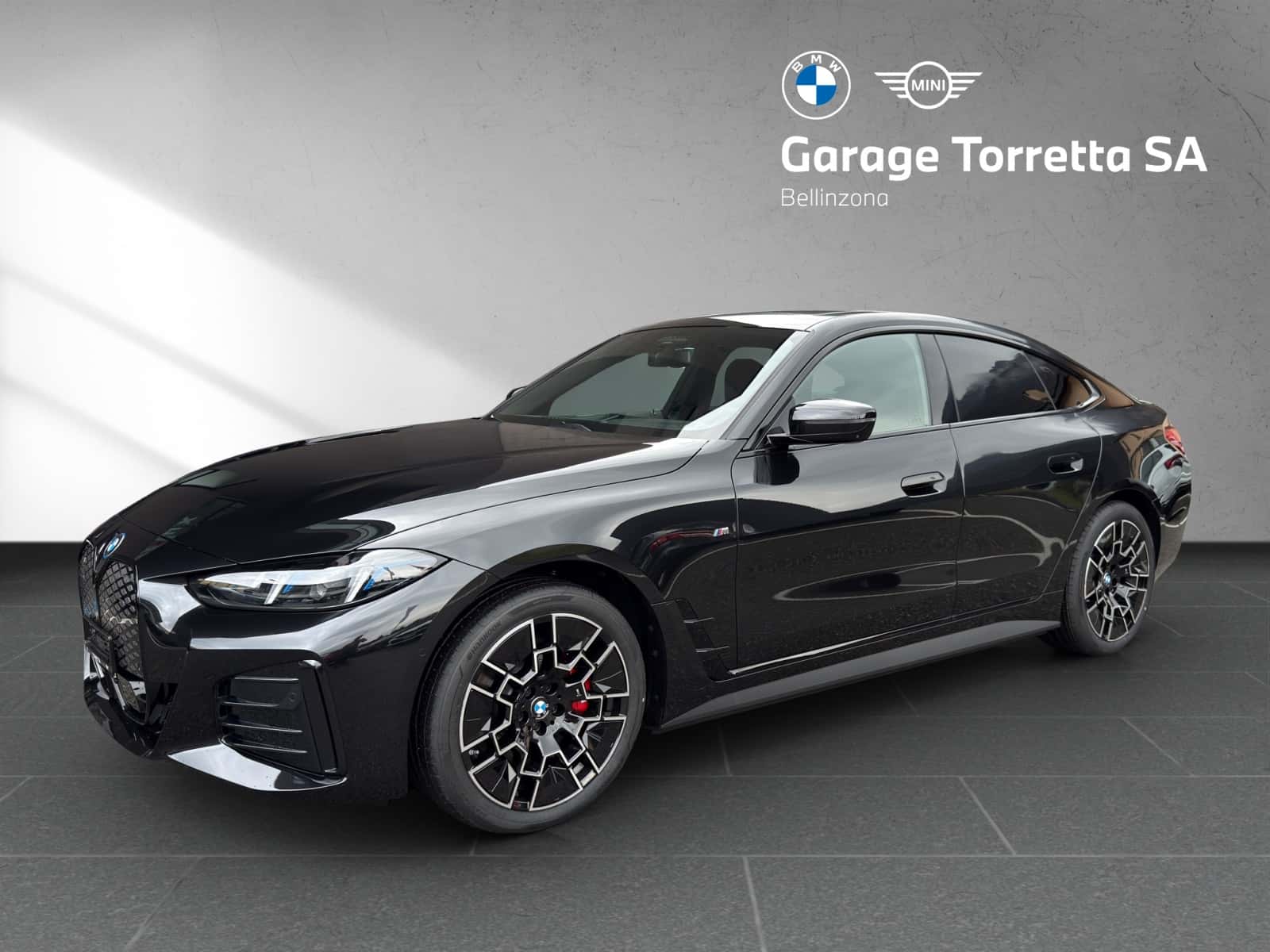 BMW i4
