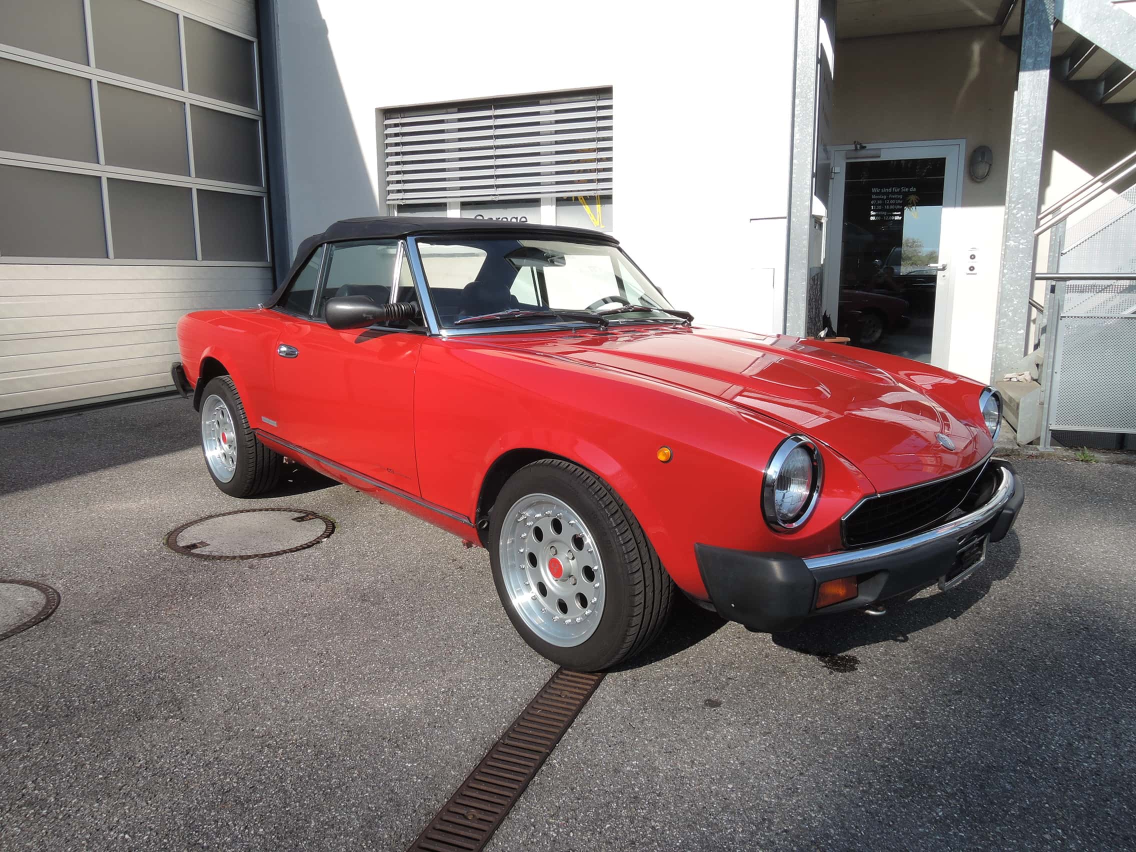 Fiat 124 Spider