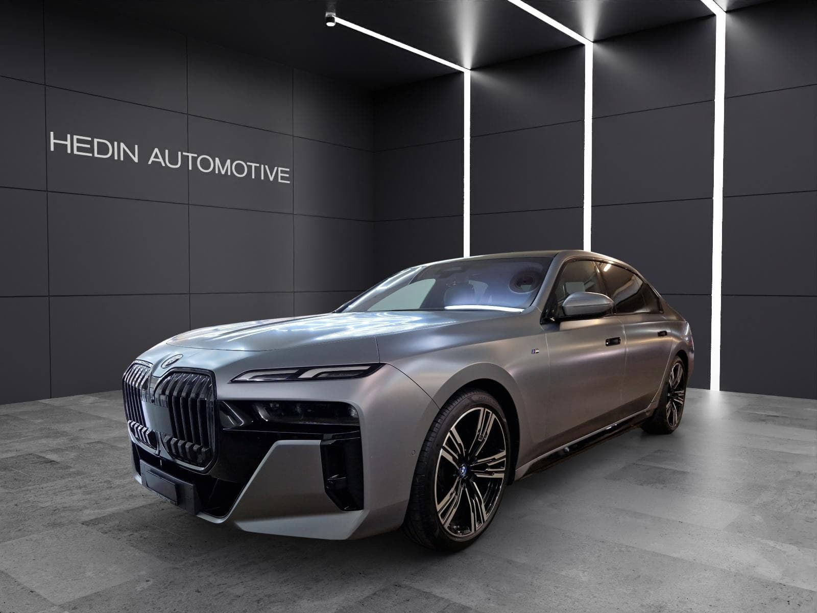 BMW i7
